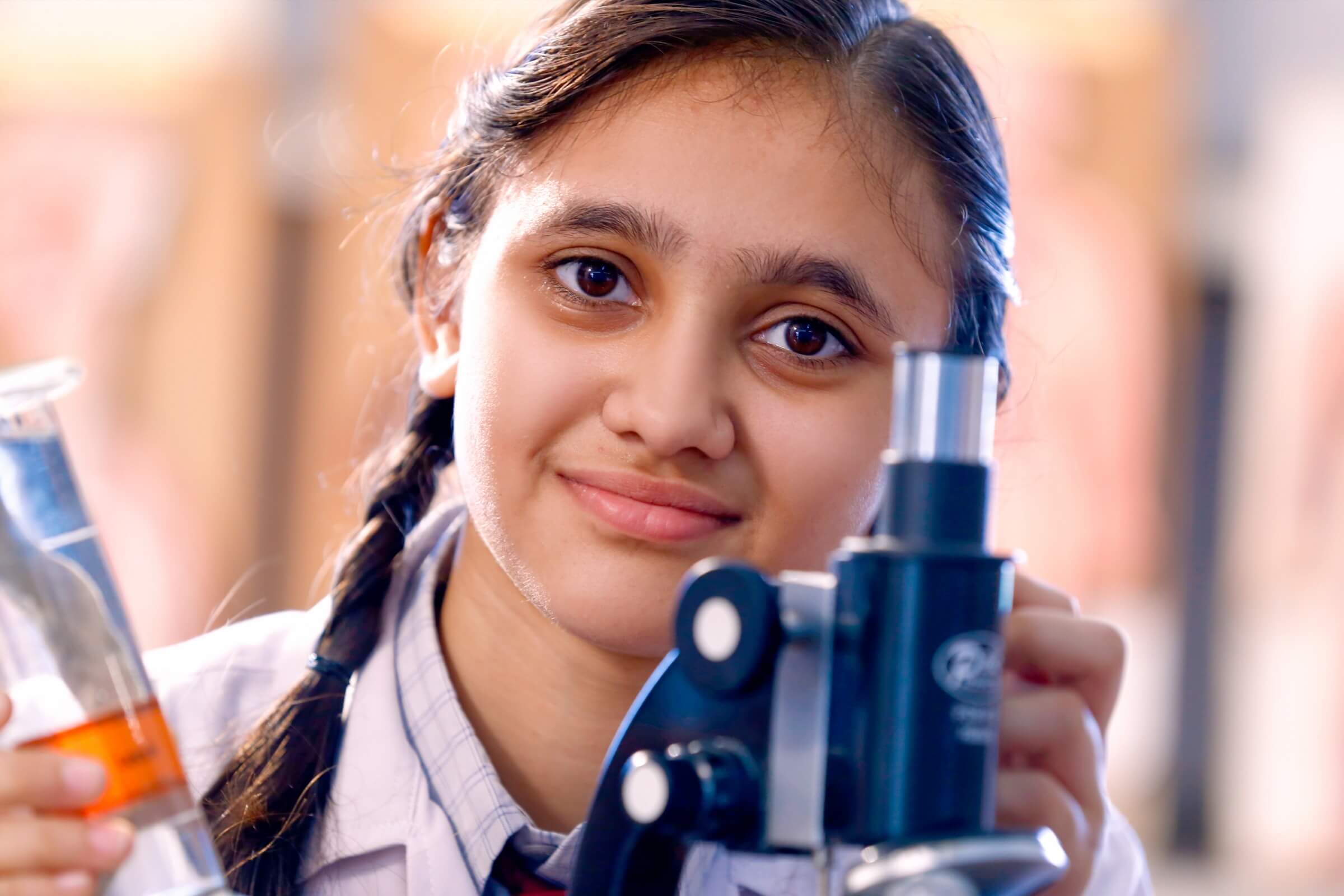 radiant_school_surat_science_labs (4)